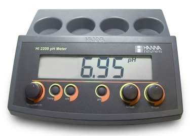 HI-2209 pH/mV Bench Meter with Manual Calibration [HI-2209]